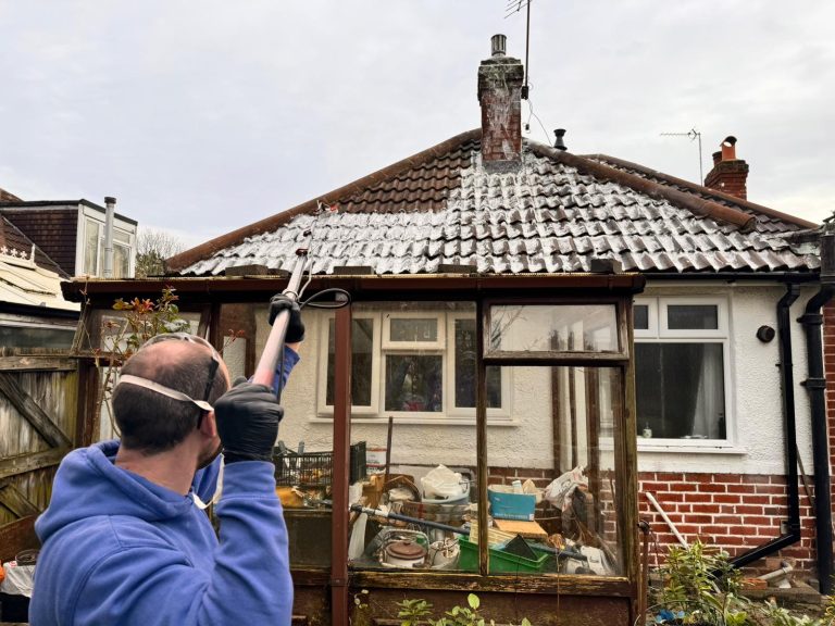 KLH Roof & Biocide Cleaning